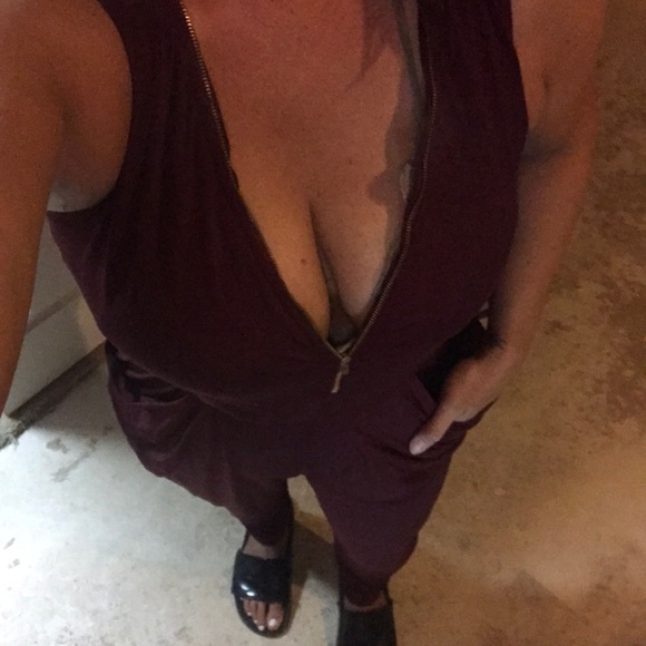 Daytrip Pants - Daytrip maroon gold zippers pocket romper Sz L